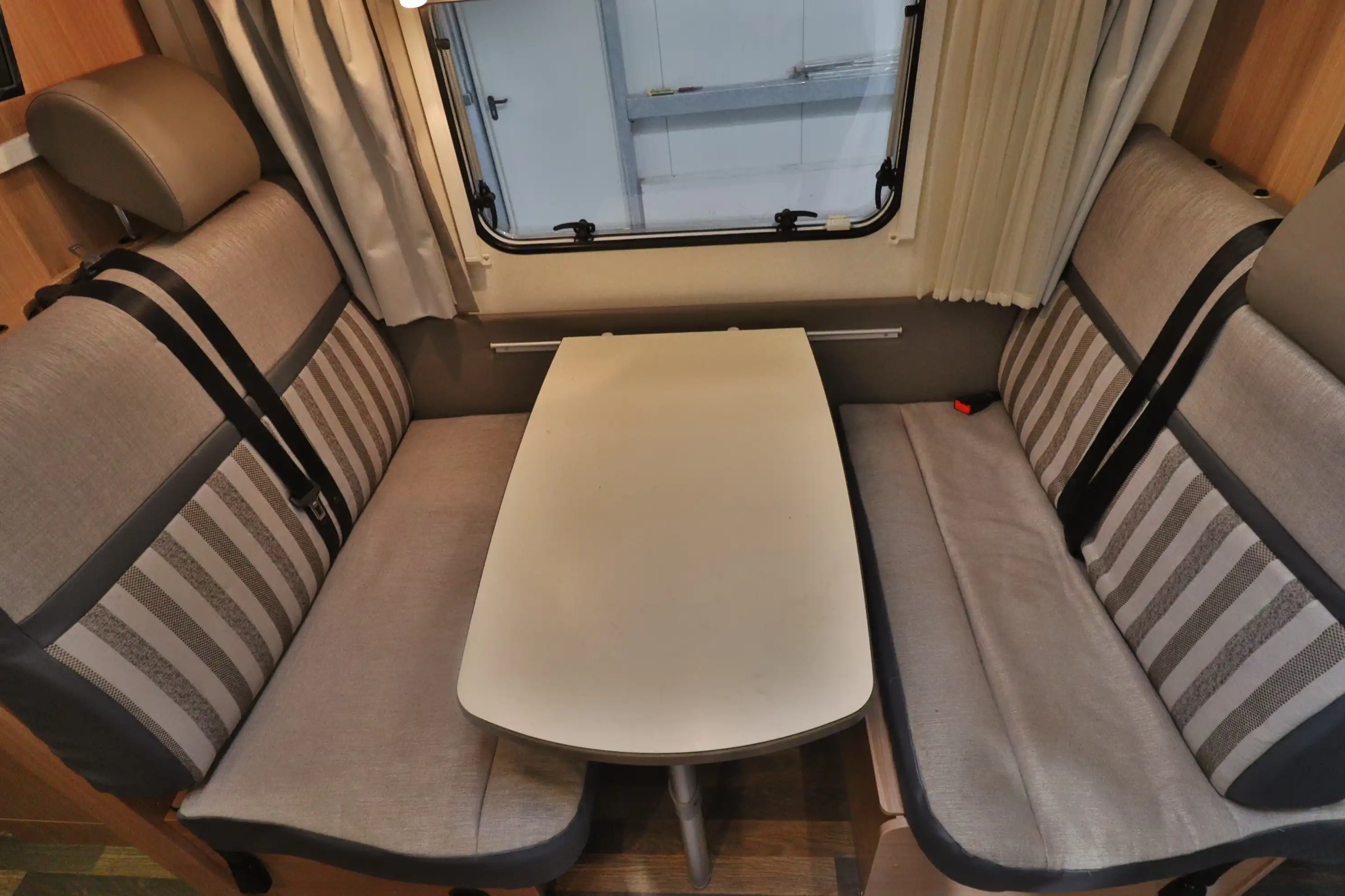 KNAUS SKY Traveller 650 DG